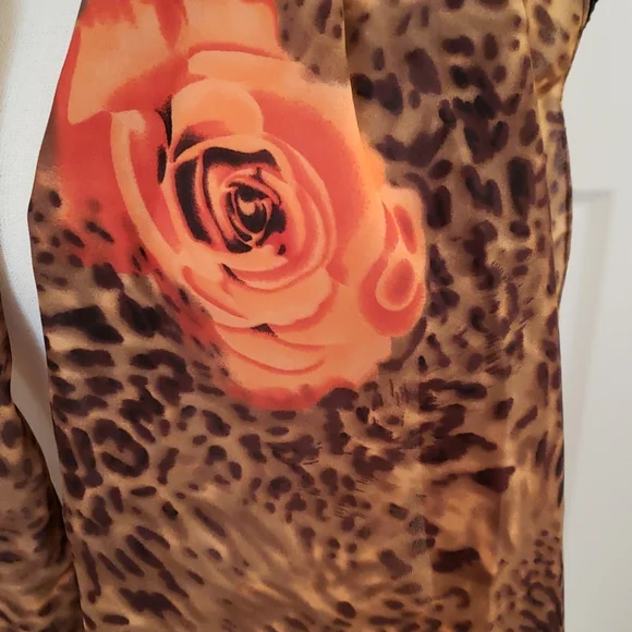 Stunning Scarf - Picture 4 of 6